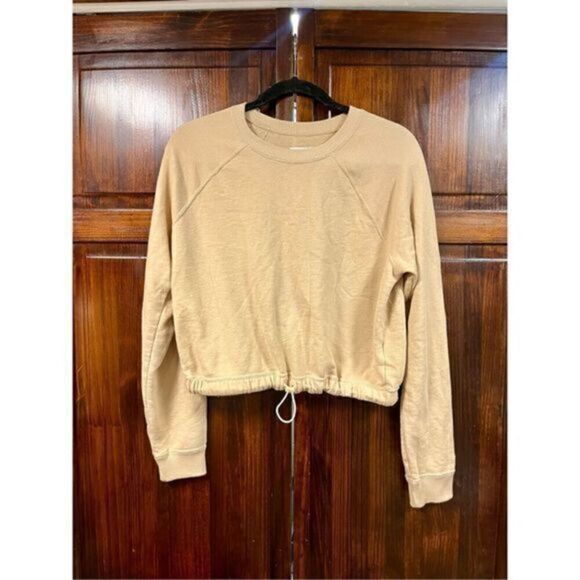 Hollister Tops - Hollister tan cropped crewneck pullover sweatshirt size medium